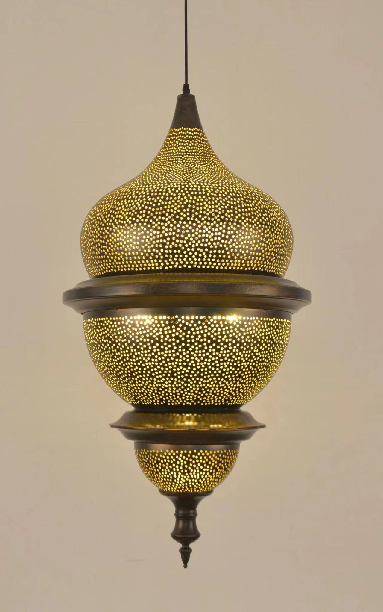 Arab Pendant lamp with brass finish